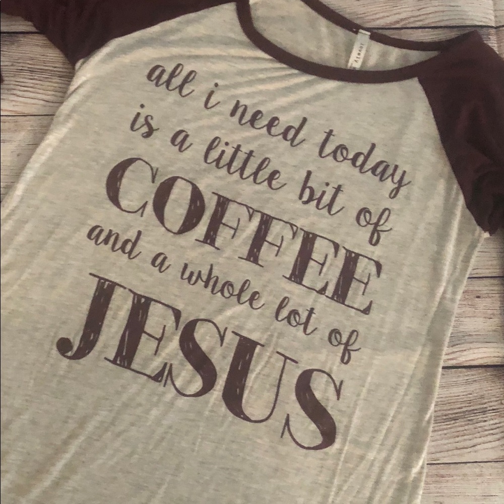 Graphic tee